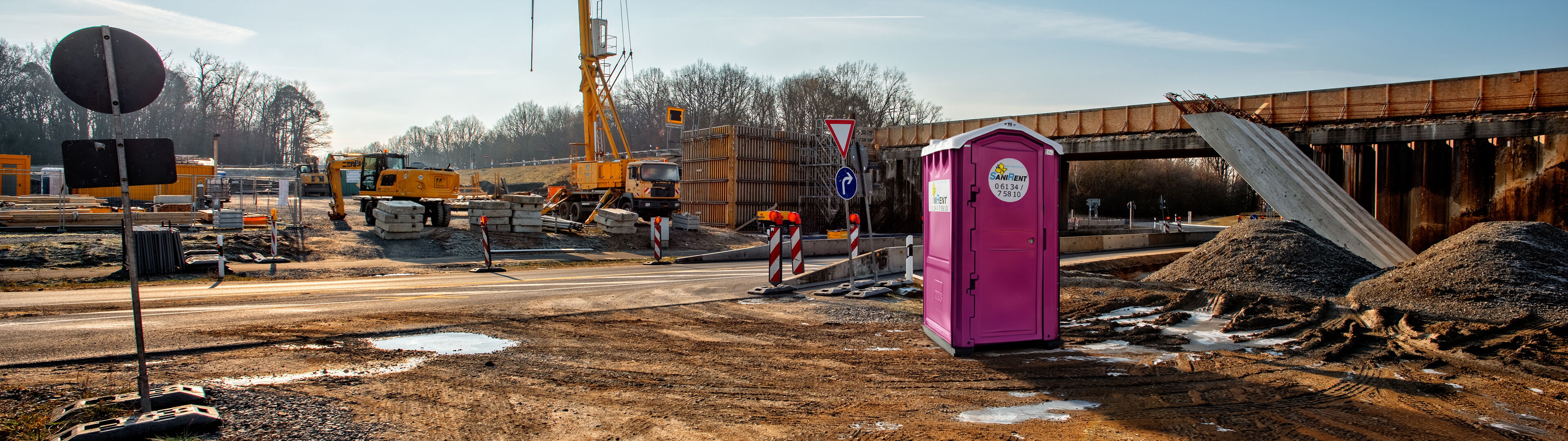 Mobile Toiletten SaniRent      
